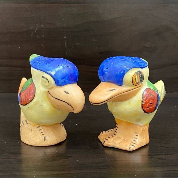Vintage Toucan Bird Ceramic Salt & Pepper Shaker Set - Picture 1 of 13